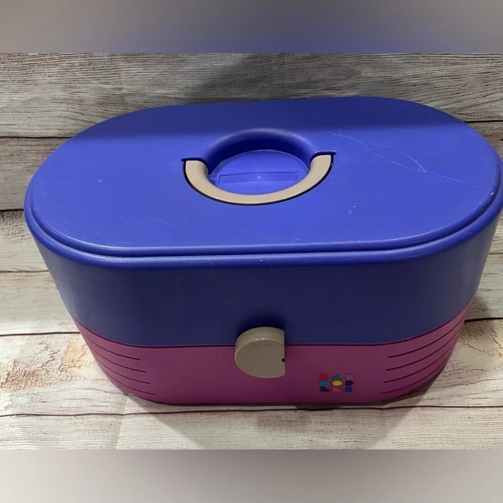 Caboodles Cosmetic Makeup Case 2642 Purple 80s Vintage w/ Mirror